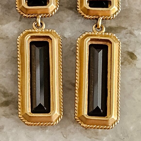 RARE DESIGNER MONICA RICH KOSANN 18K GOLD ONYX OCTAGON OBLONG PIERCED EARRINGS - Picture 8 of 13